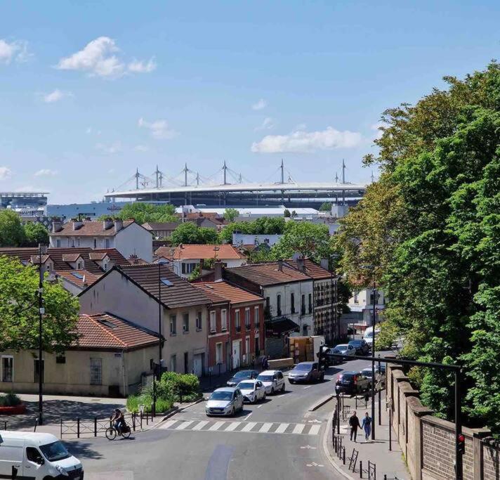 Residence Du Grand Stade Saint-Denis  Exteriör bild